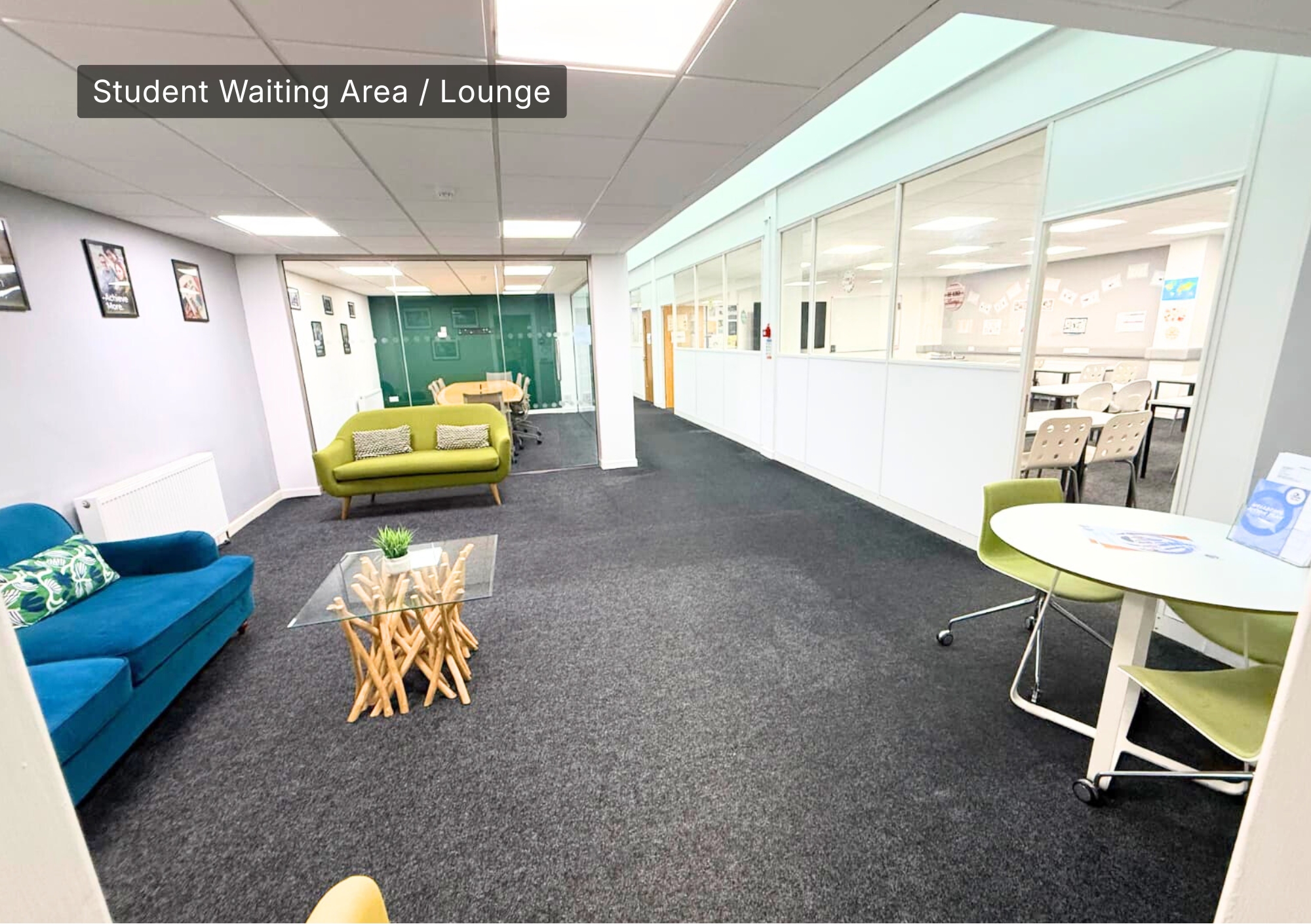 Student Waiting Area / Lounge
